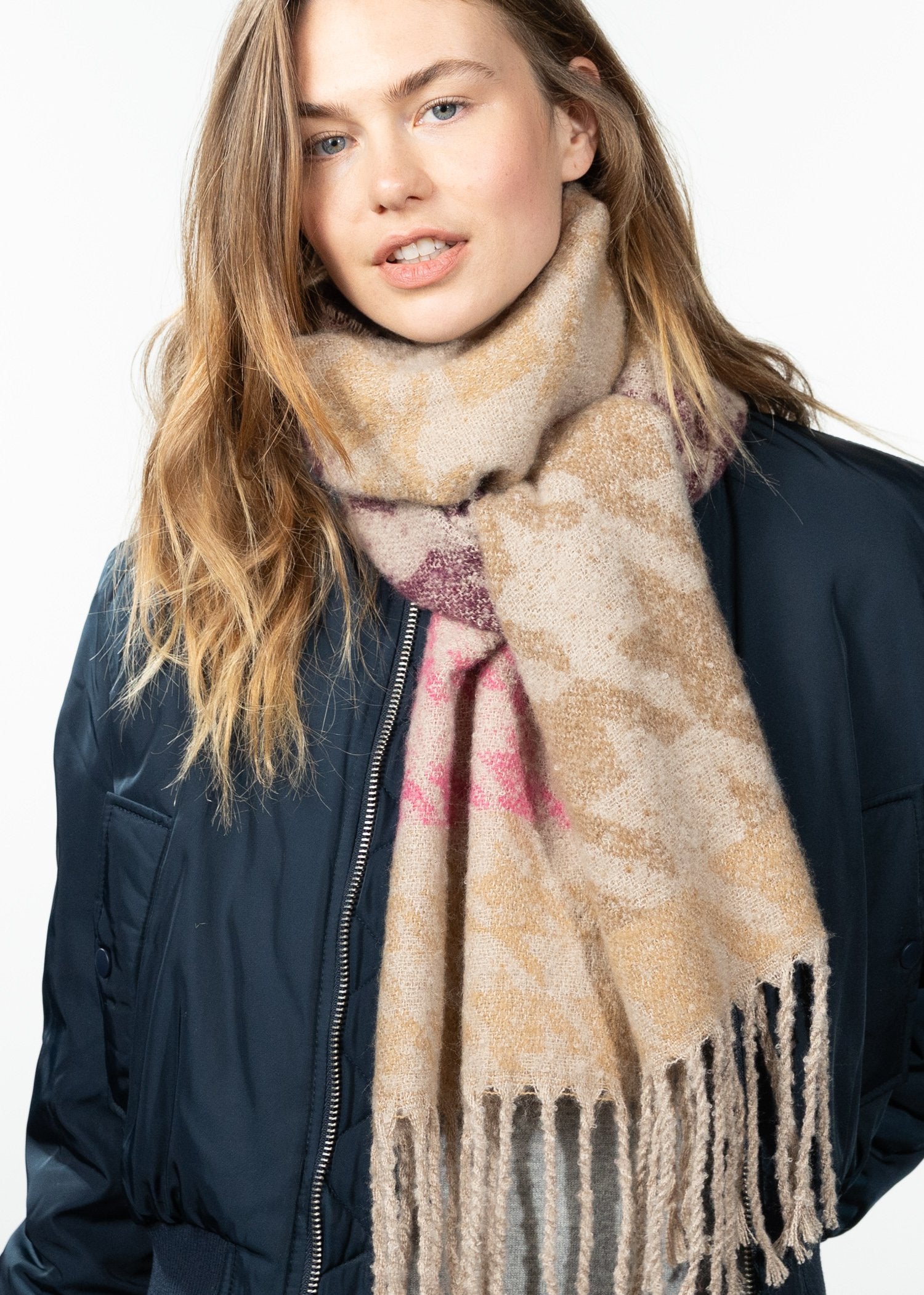 Landina Scarf (Beige Light Brown)