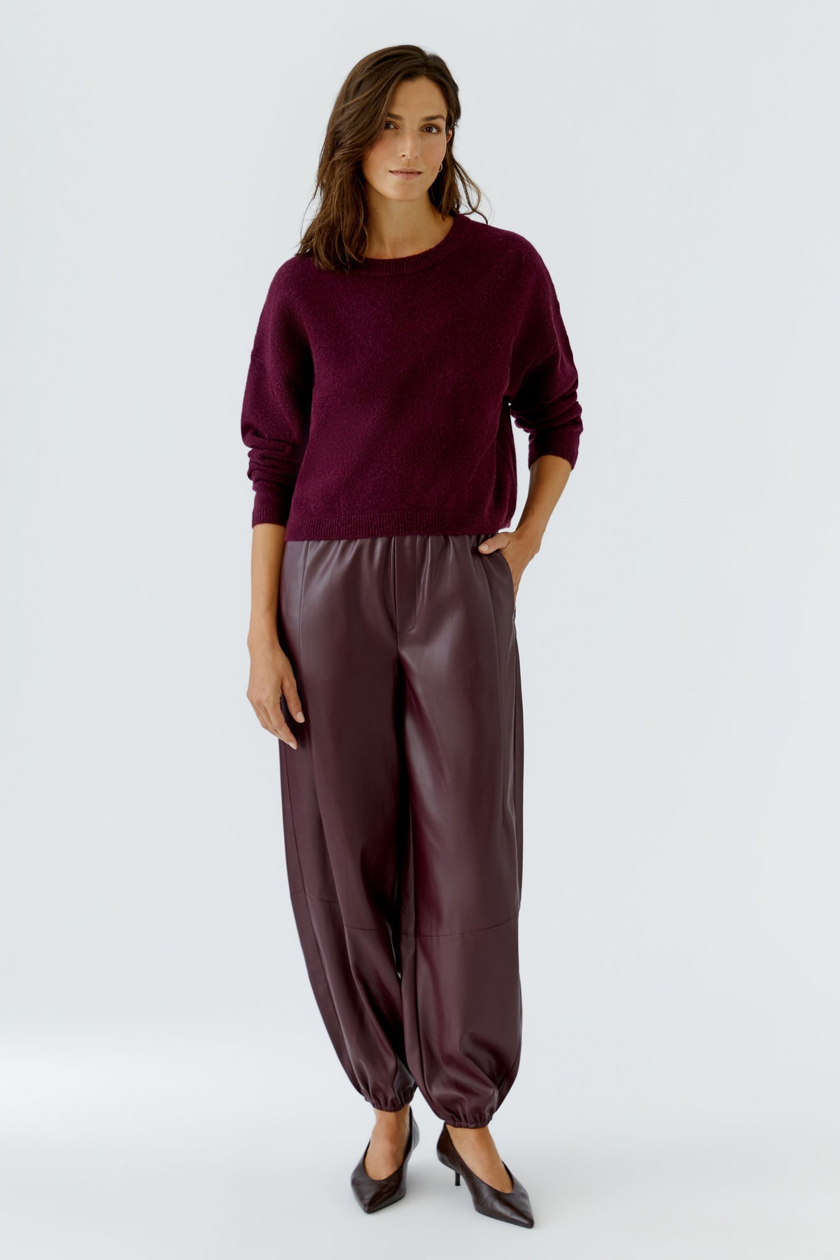 NILA Pullover (Bramble Berry)