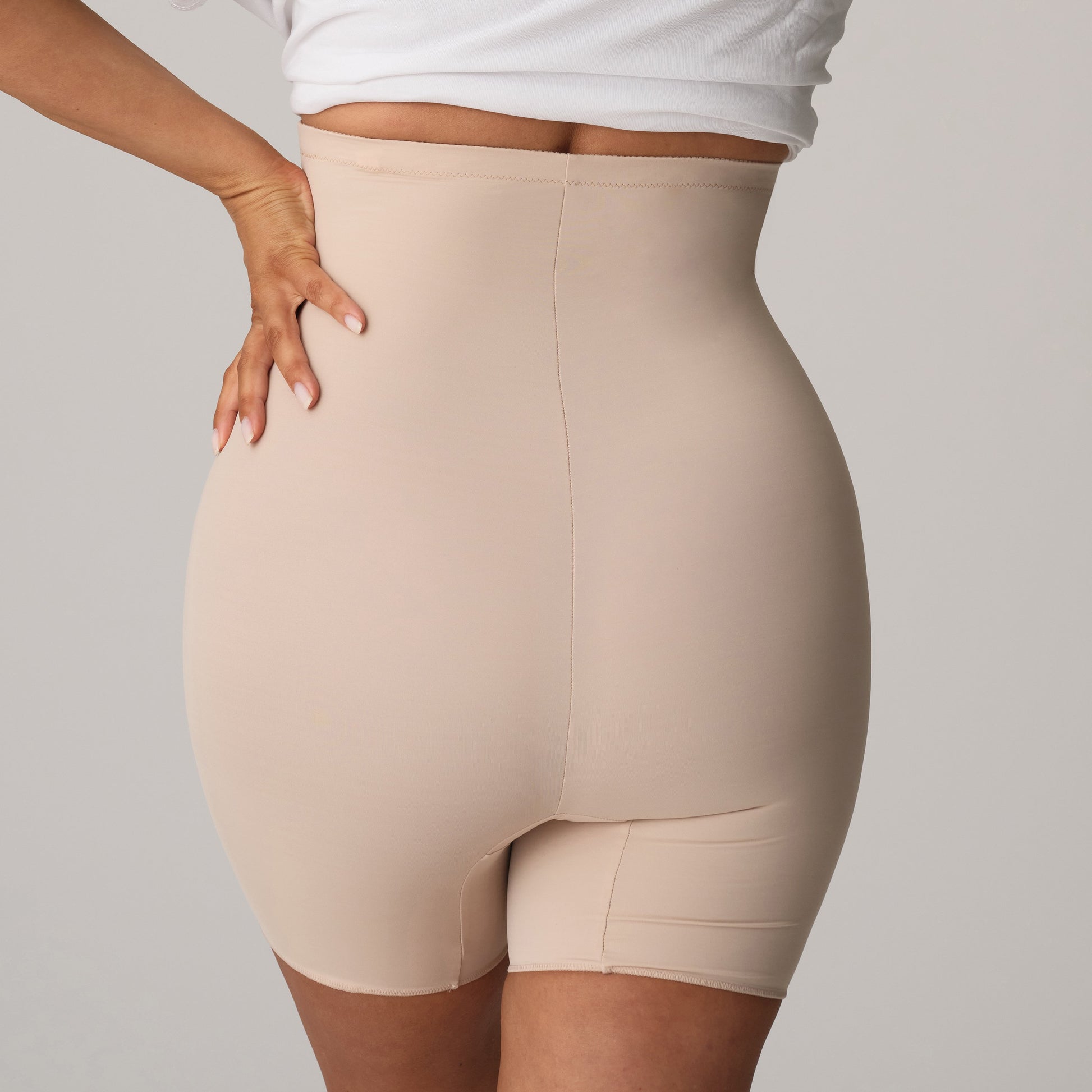 PERLE caffé latte Shapewear Bodyshaper mit Bein (Cal)