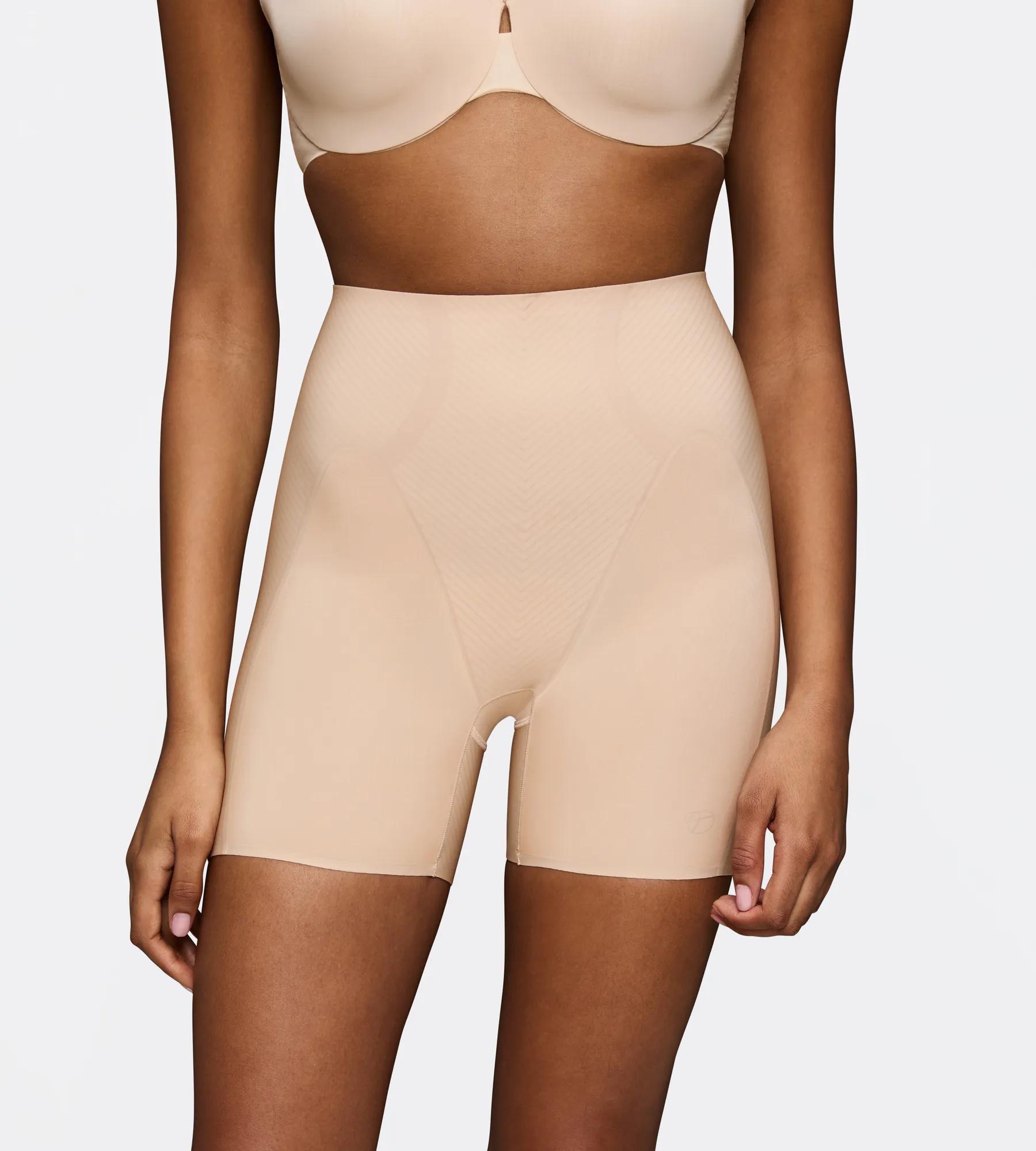 BMU Illusion Curve HW Short (00nz Nude Beige)