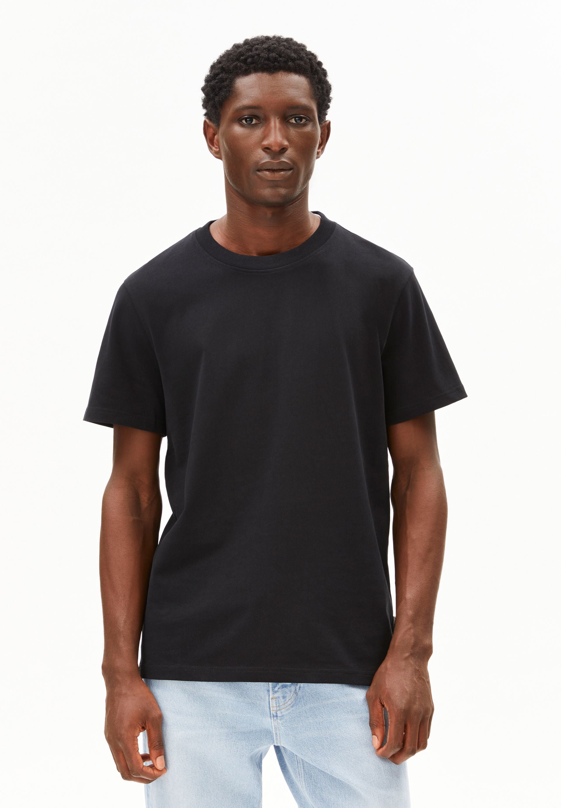 Maarkos Mid Weight T-shirt (Black)