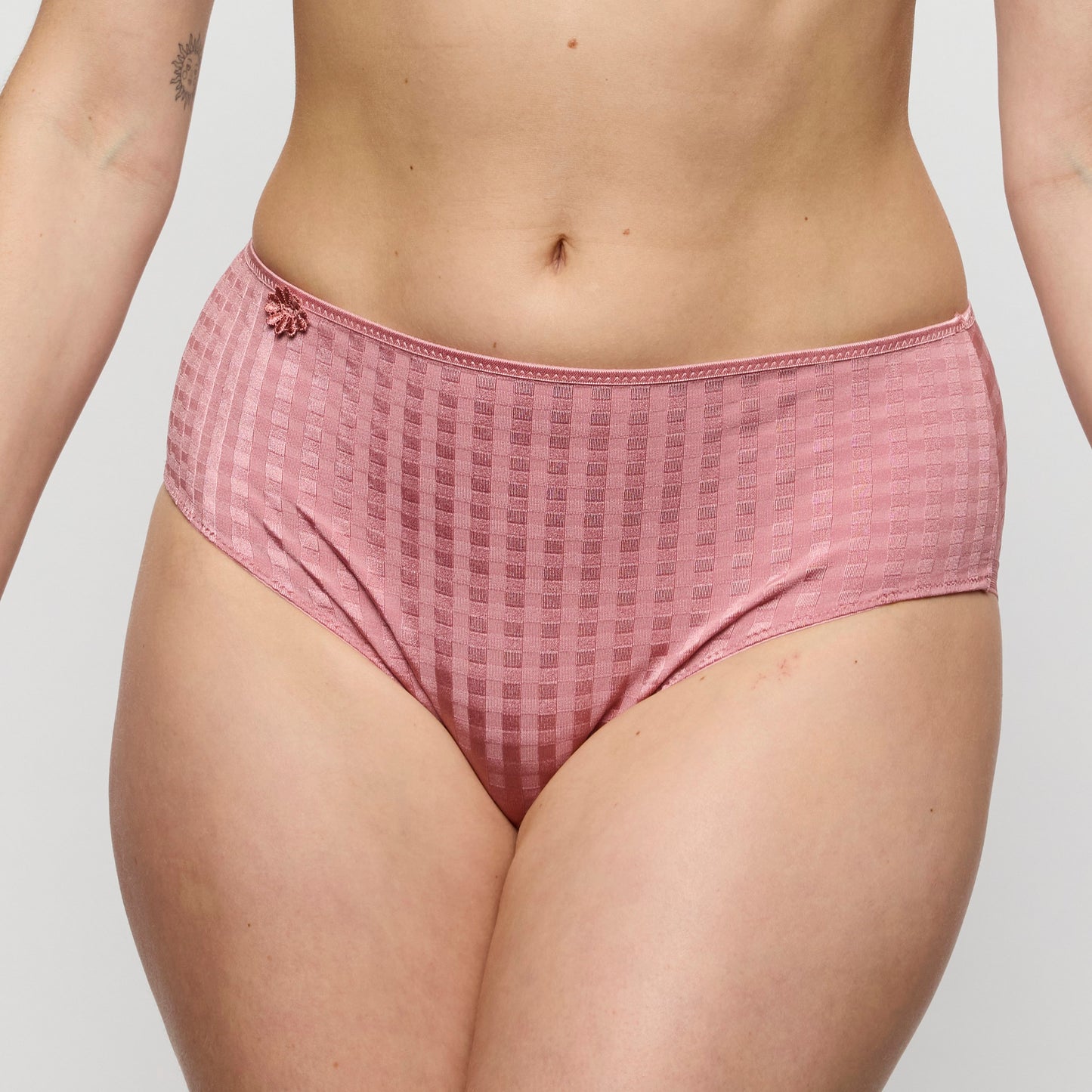 AVERO Ballet Pink Taillenslip (Btp)