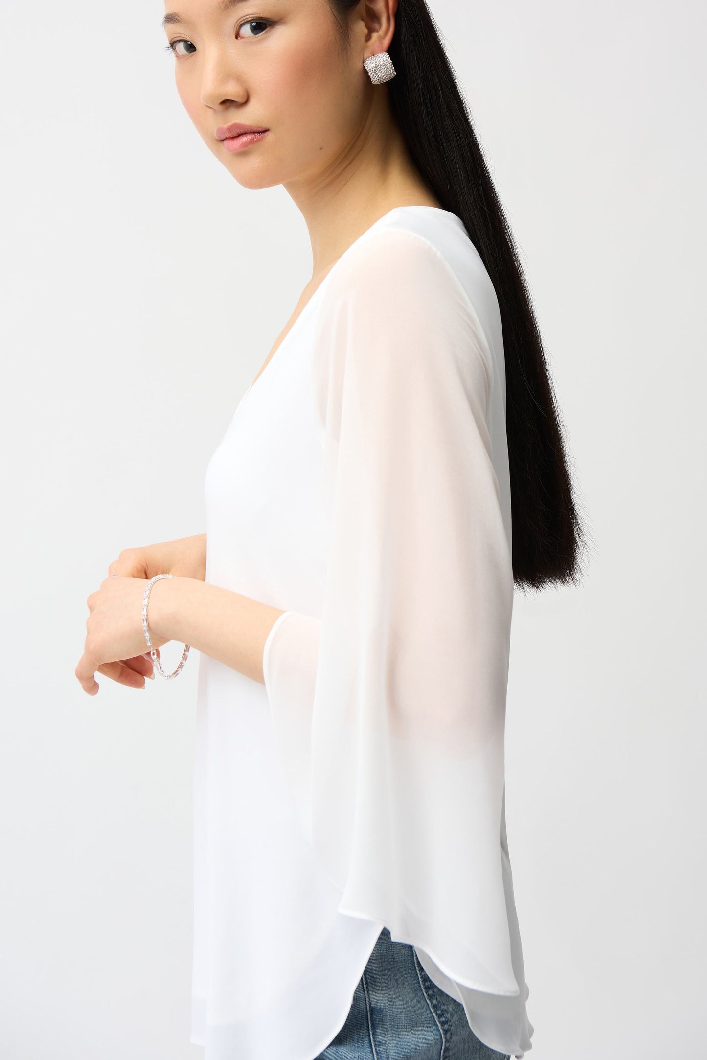 Gerade geschnittene Tunika aus feinem Jersey mit Tulpenärmeln aus Chiffon (Vanille)