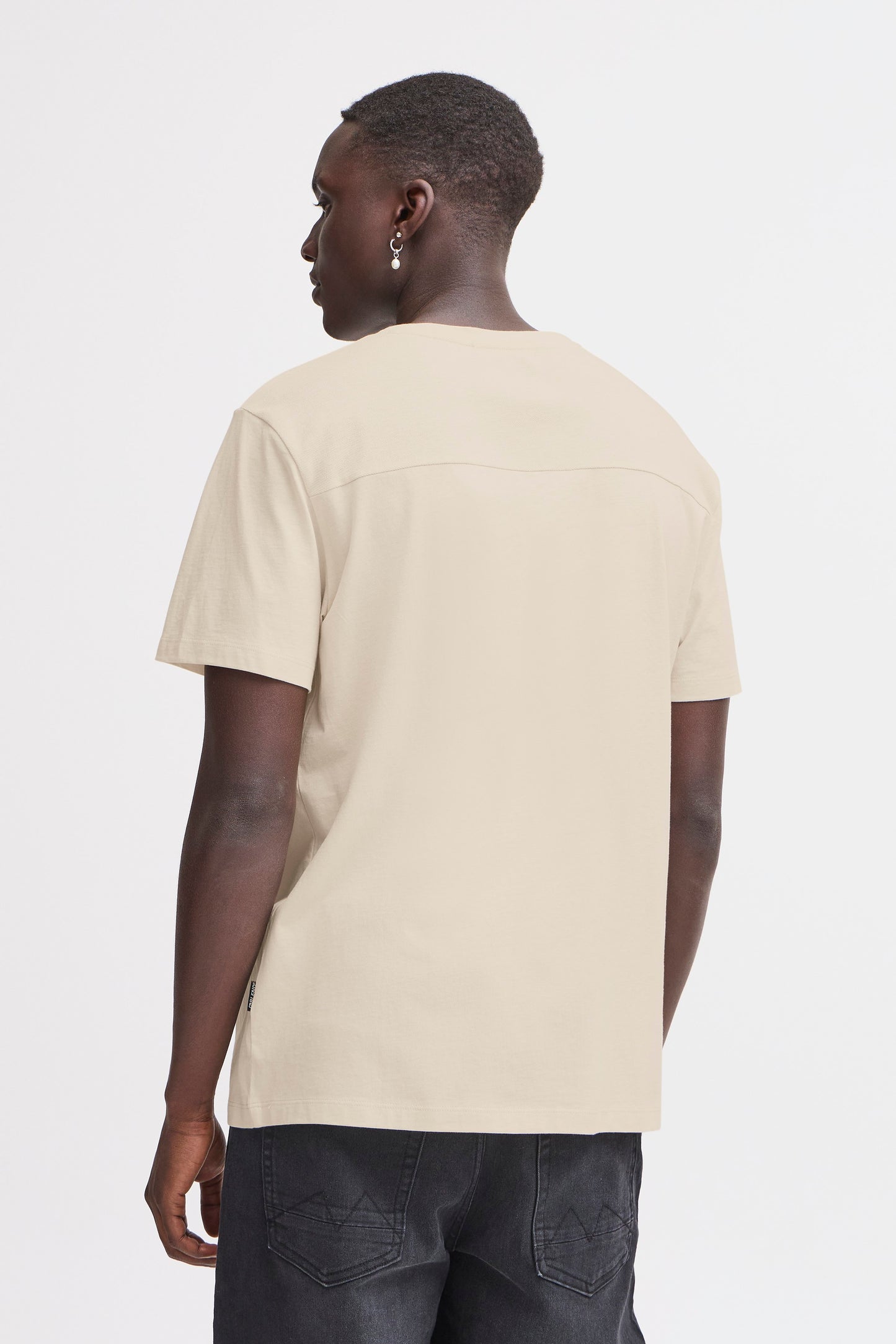 BHJAGO tee (Bleached Sand)