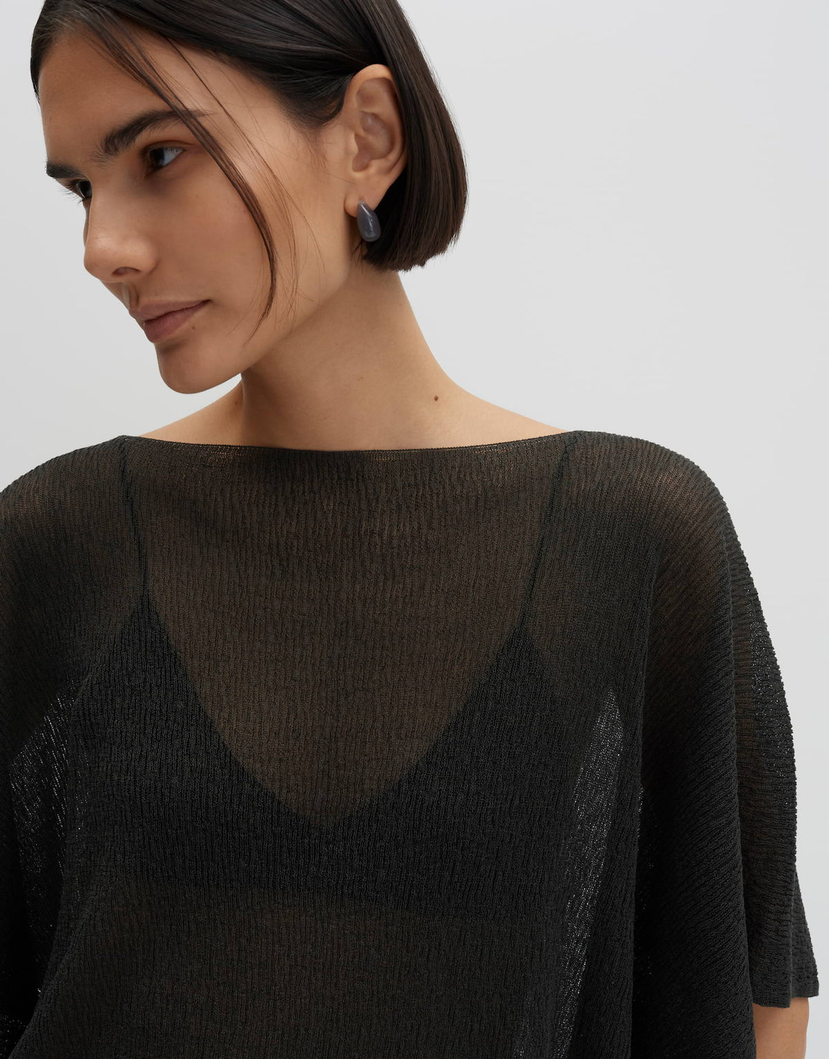 Beyara cape (Midnight Olive)