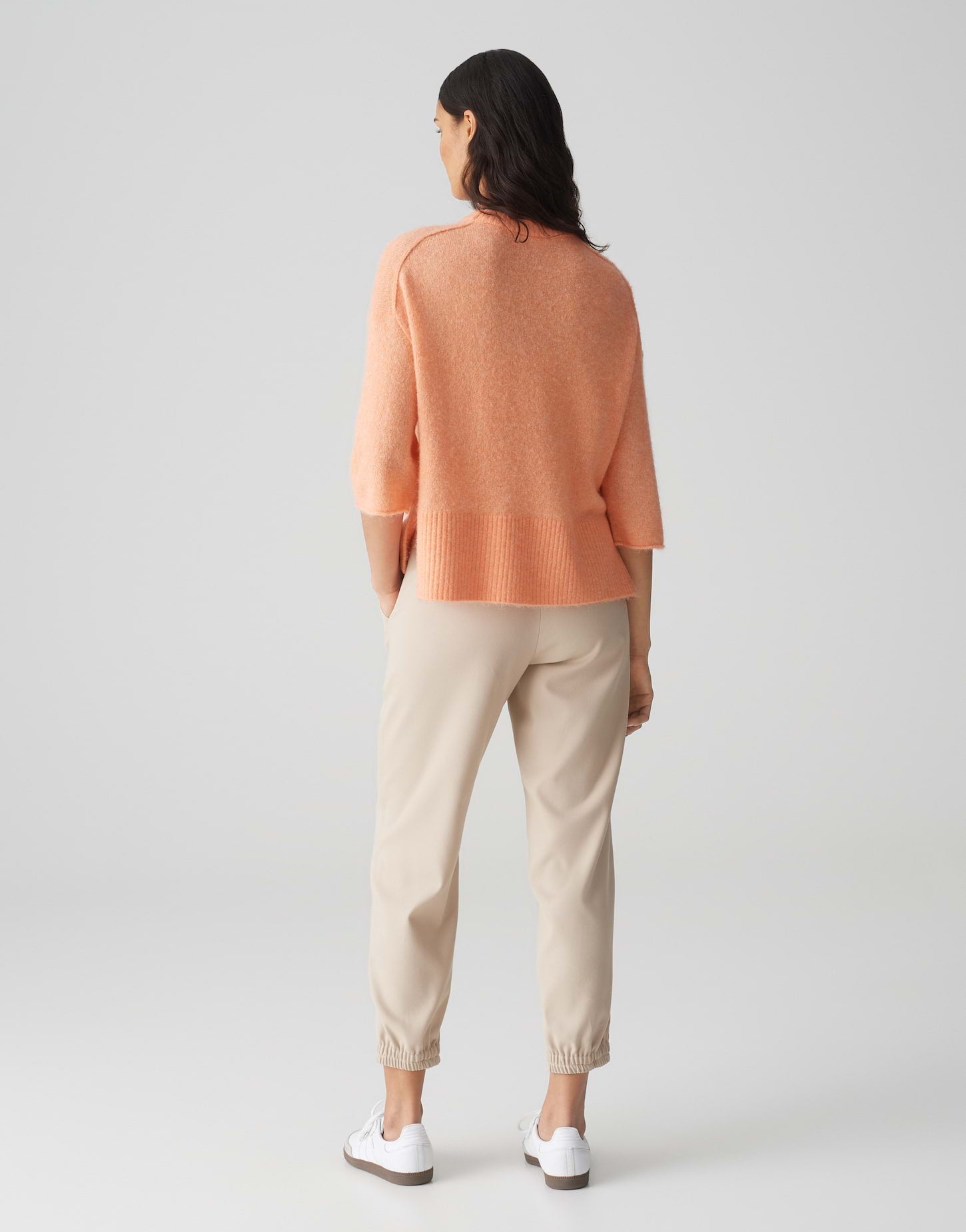 Poria (Pale Orange)