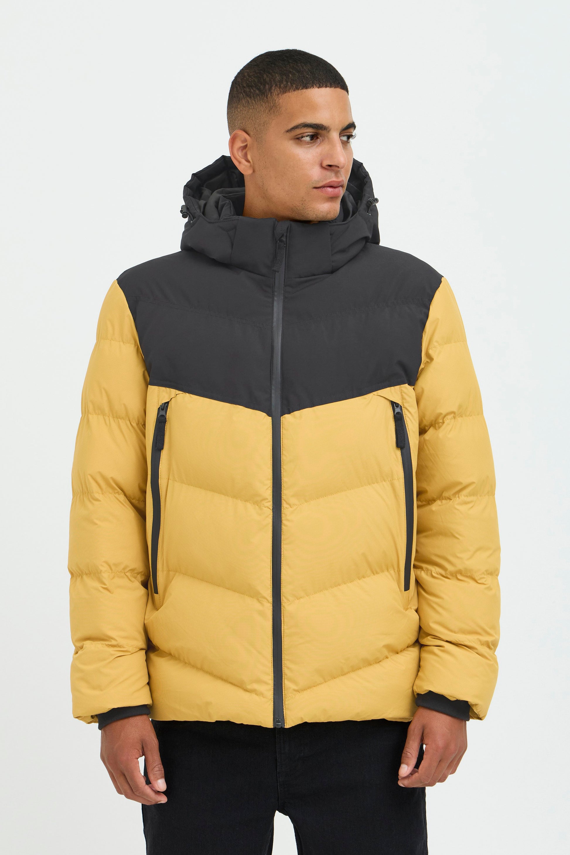 Outerwear (Narcissus)