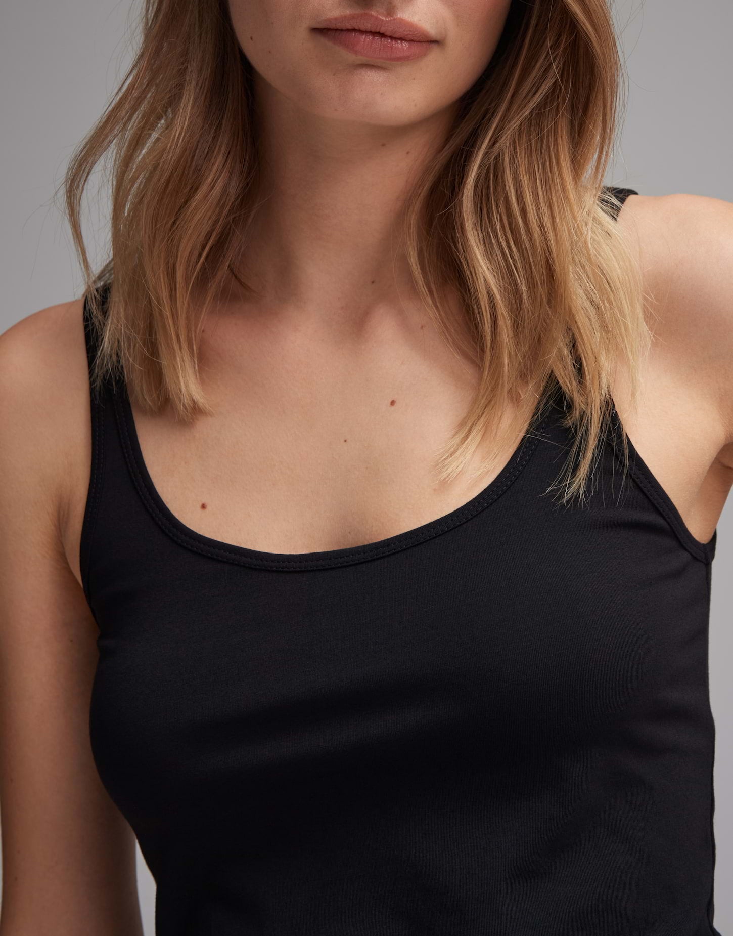 Ina (Black)