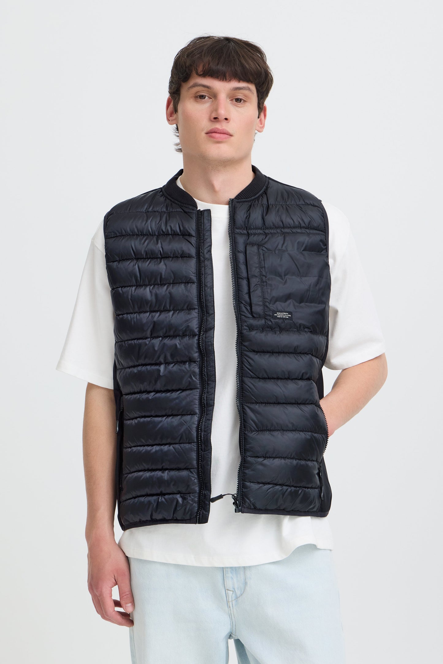 Bheverest Vest (Black Beauty)