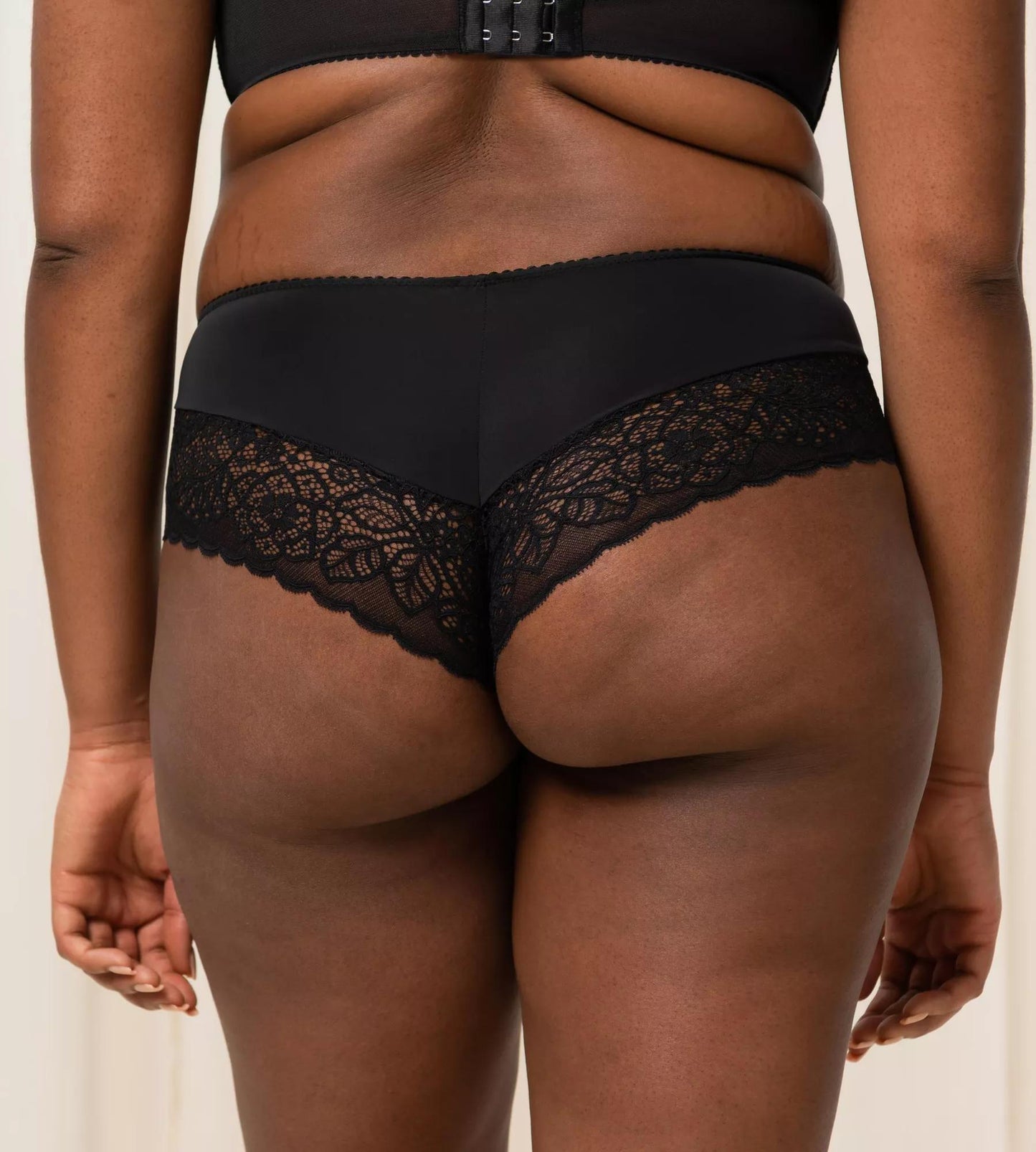 Amourette Spotlight Hipster X (Black)