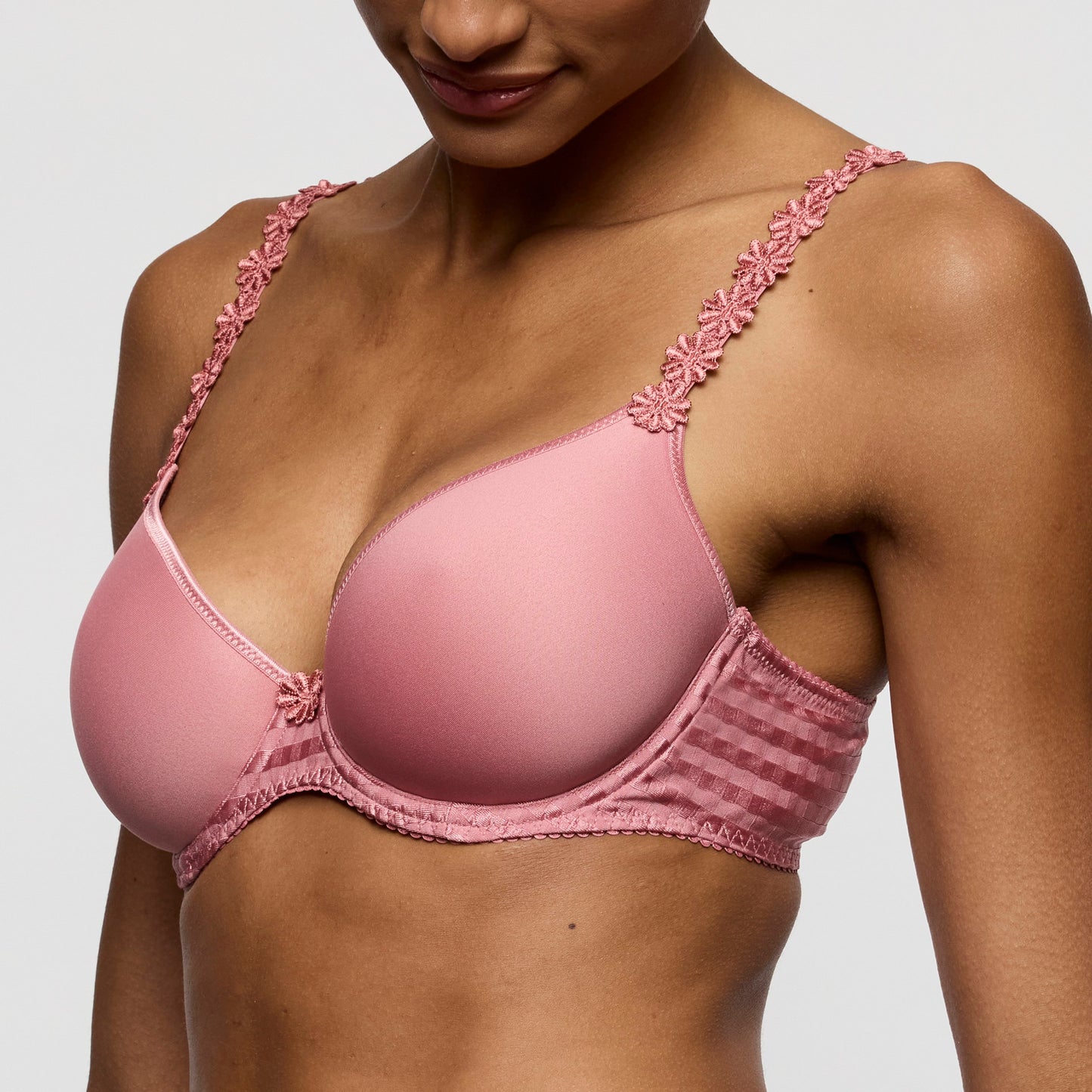 AVERO Ballet Pink Vollschalen-BH Spacer (Btp)
