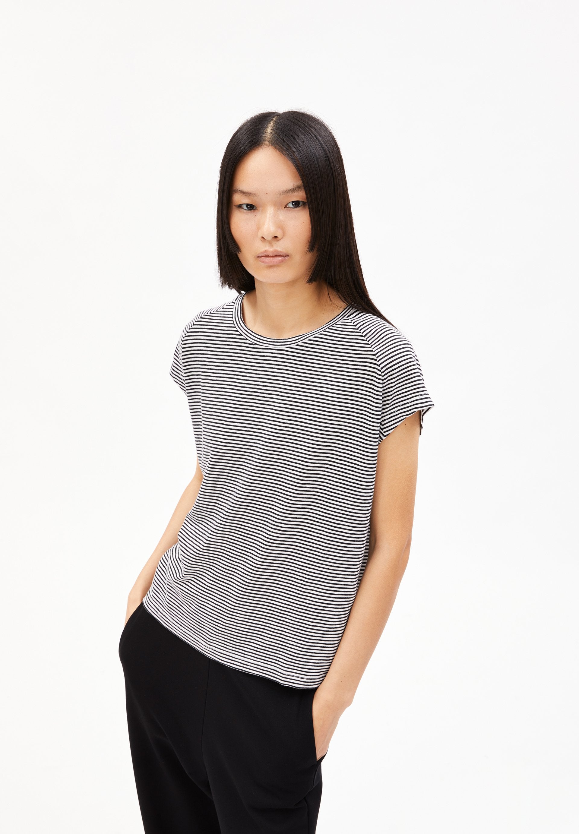 Oneliaa Lovely Stripes (Black-oatmilk)