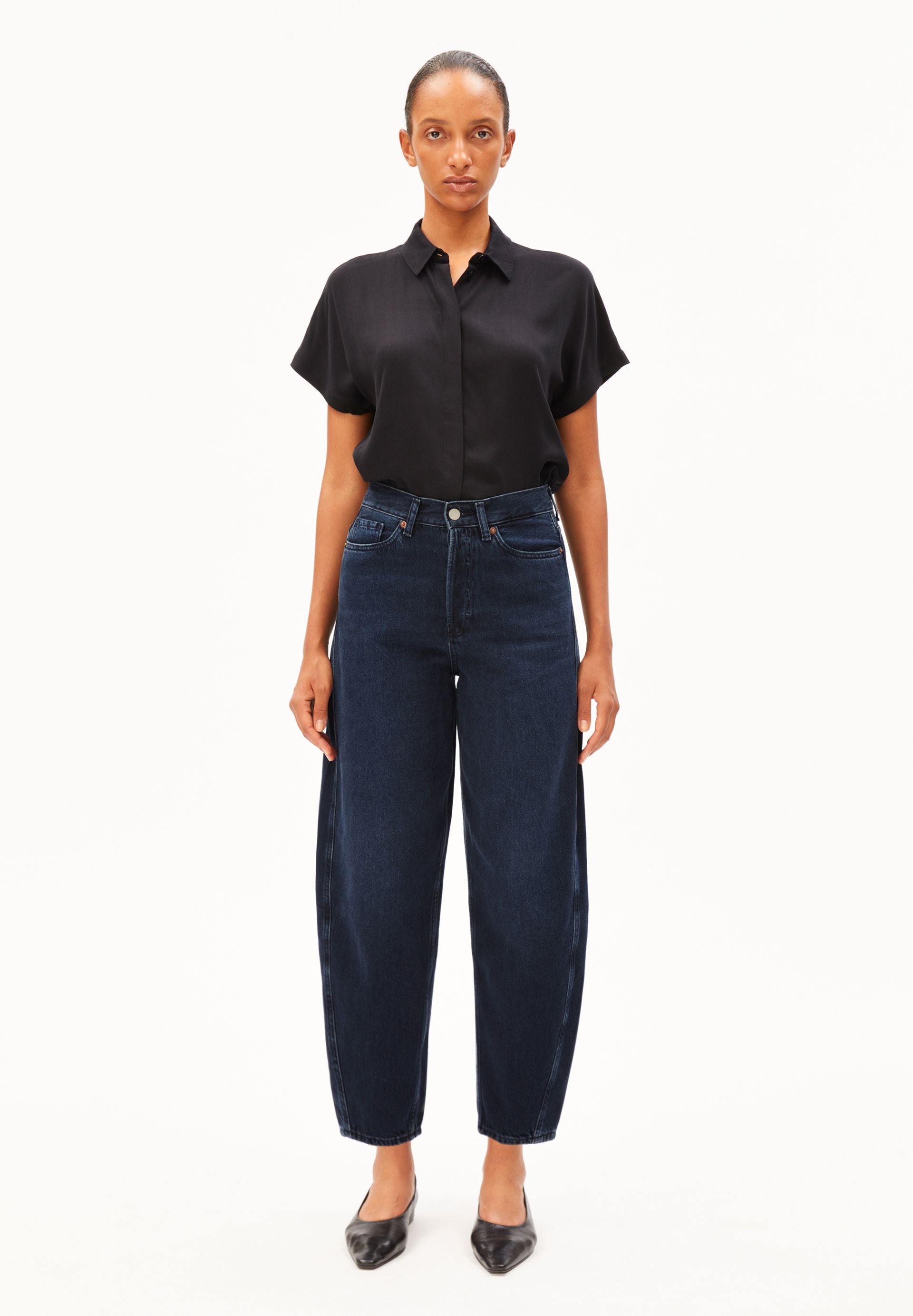 Larisaana Blouse (Black)