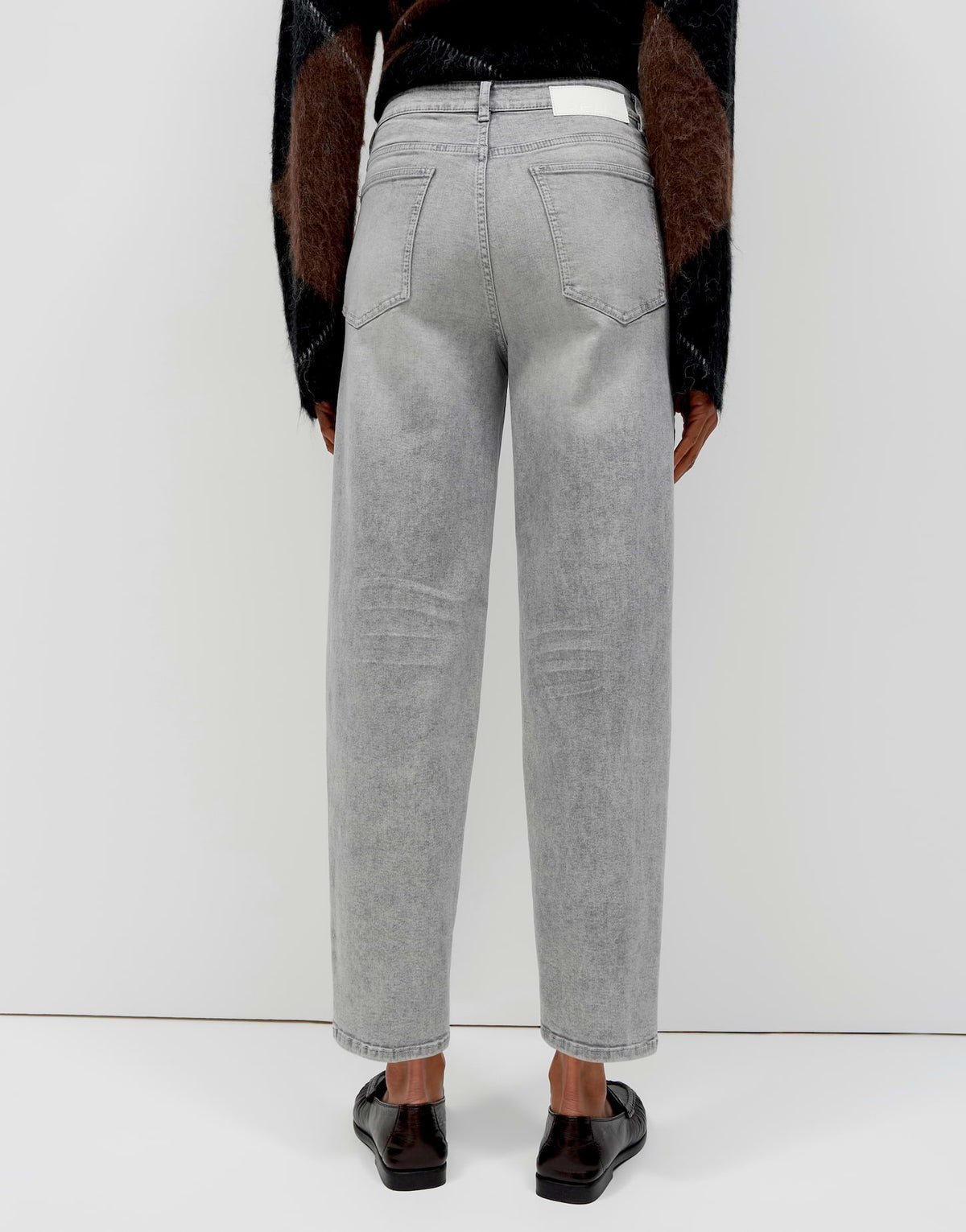 Maxie (Light Grey)