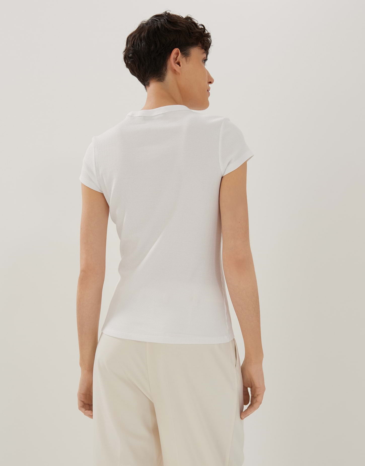 Kleoh (White)