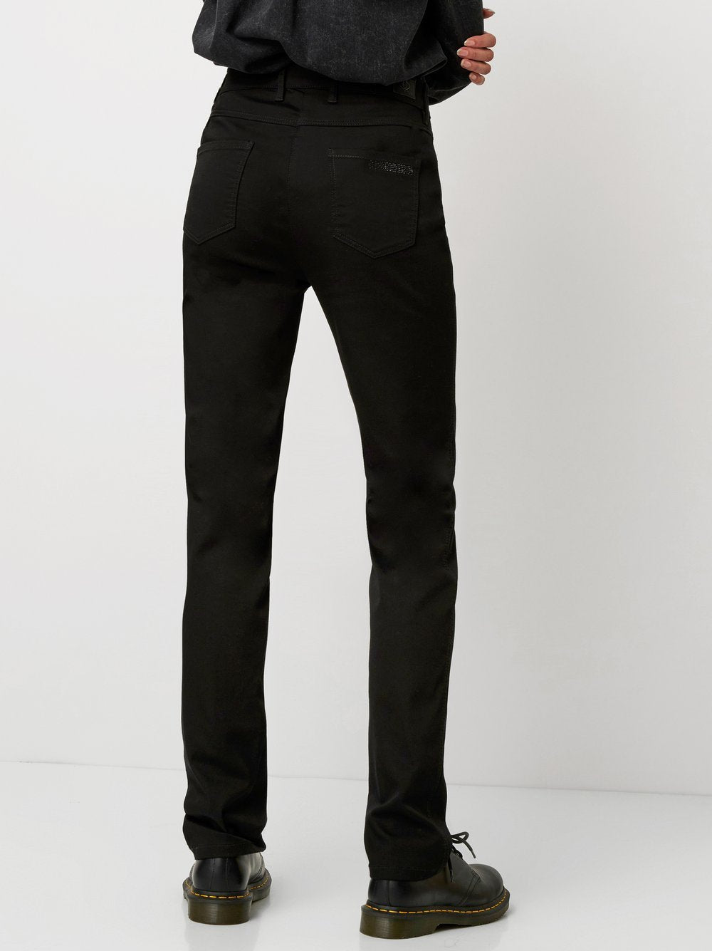 be loved (Perfect Black)