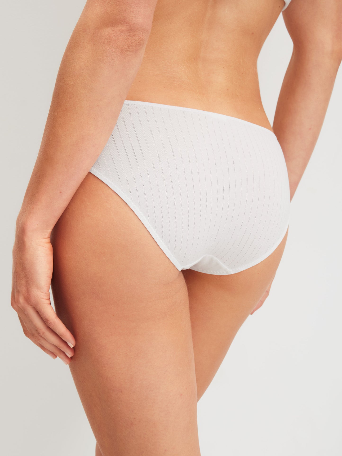 WOMEN Brief (Weiss)