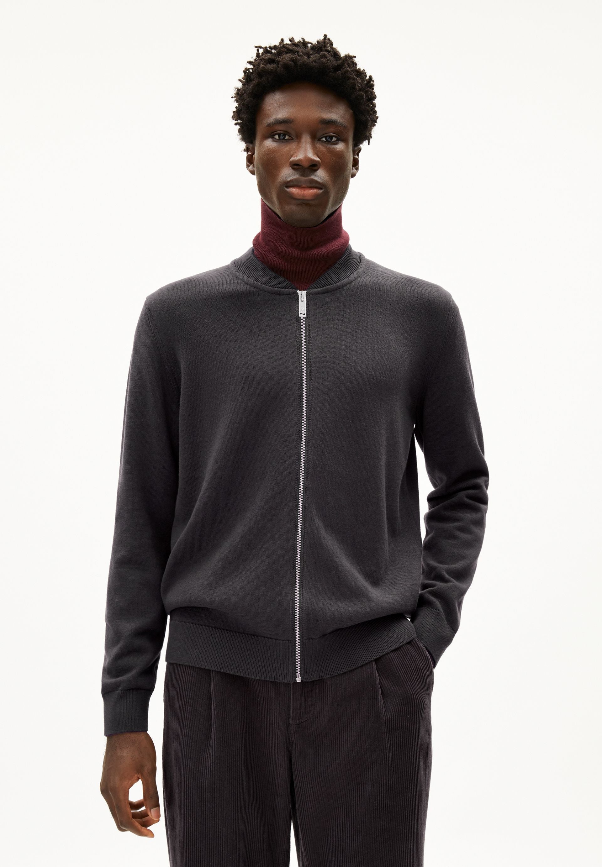Agaamon Knit Jacket (Dark Steel)