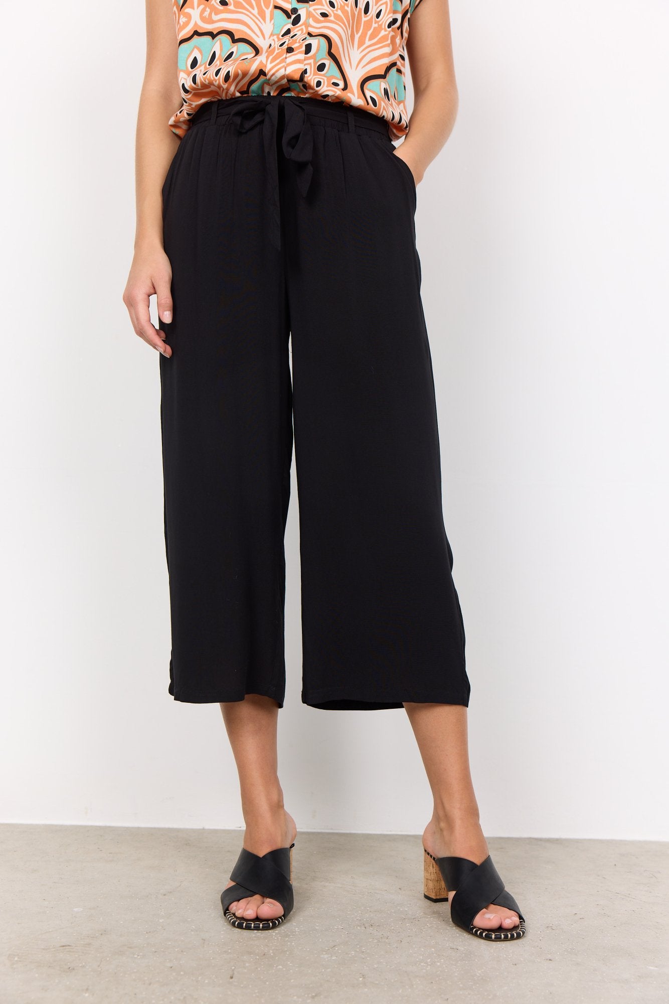 Sc-radia 52-b (Black)