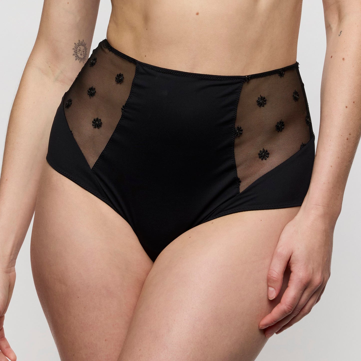 DAISY schwarz Taillenslip (Zwa)