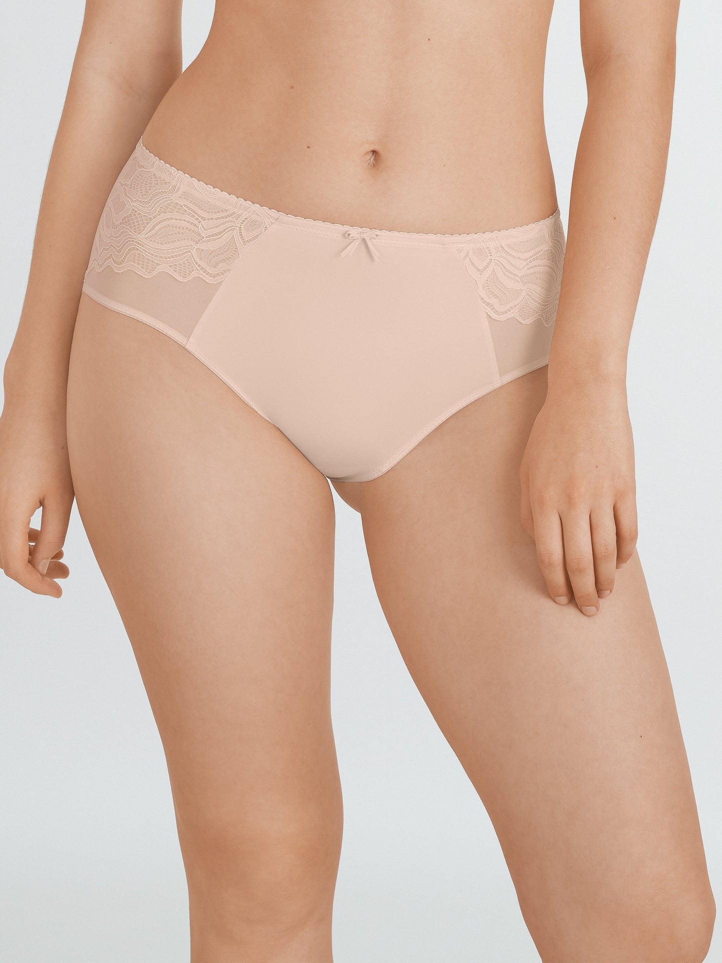Lovely Lotus - Taillenslip (Peach Blossom)