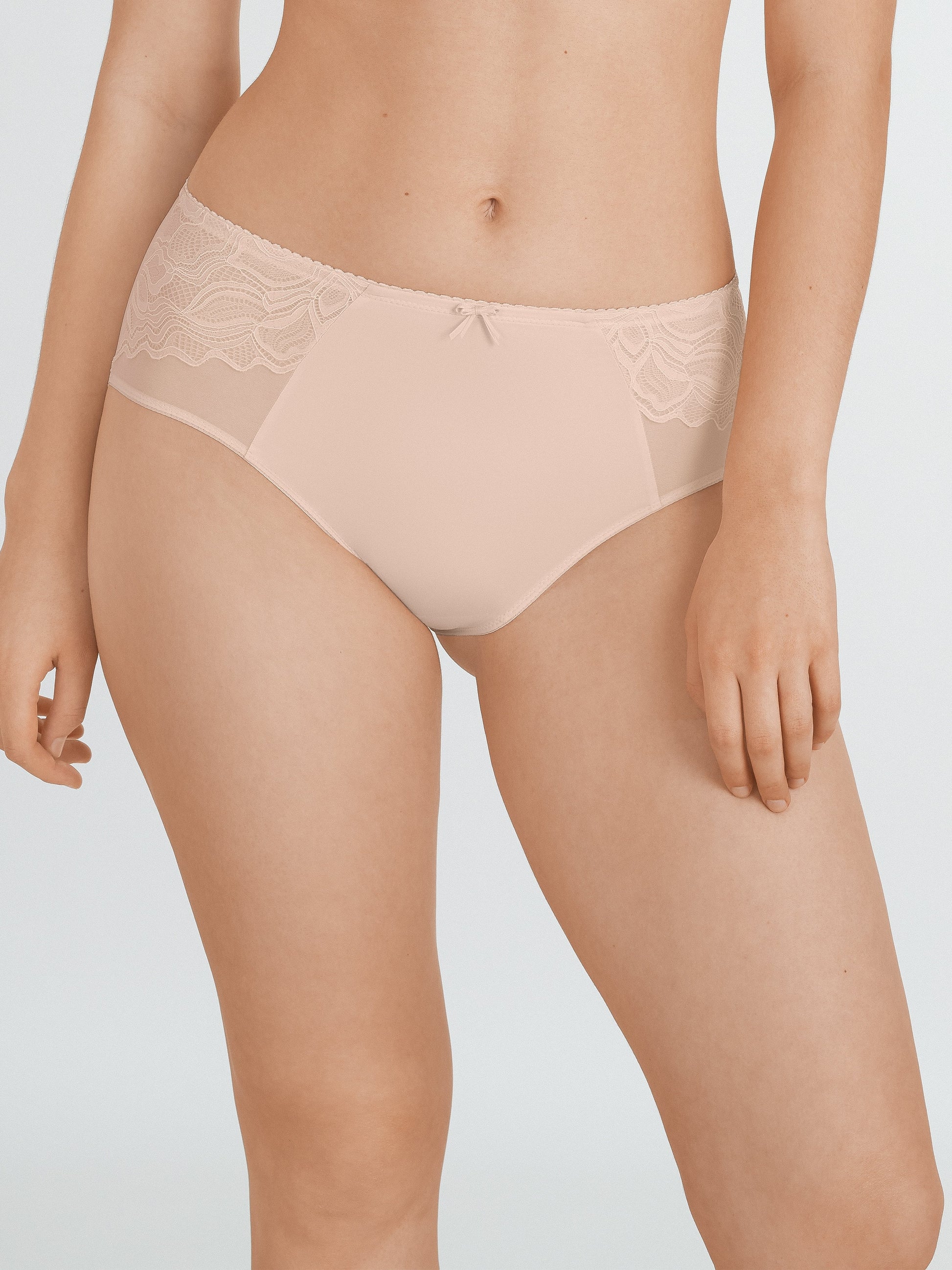 Lovely Lotus - Taillenslip (Peach Blossom)