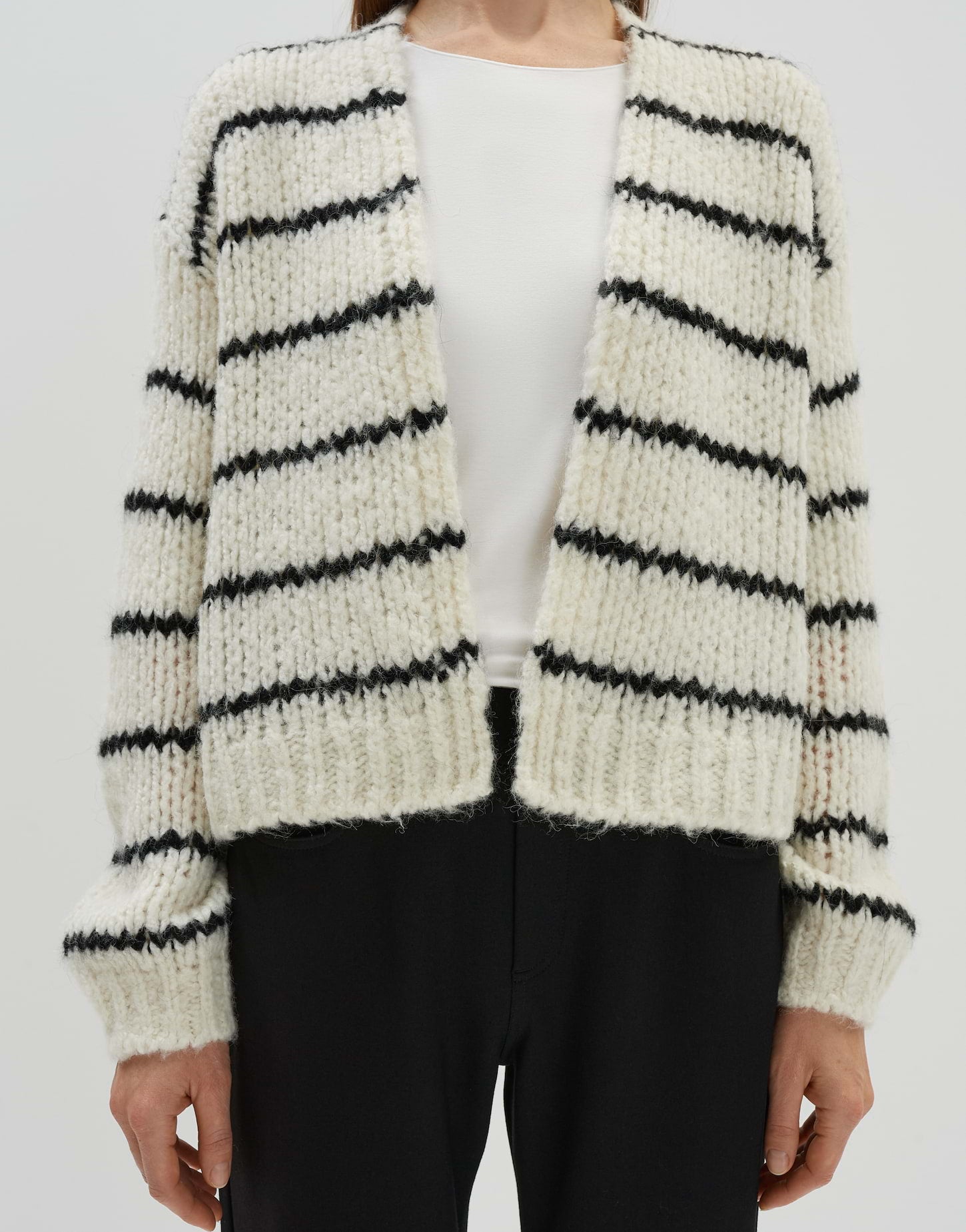 Talvia stripe (Soft Cream)