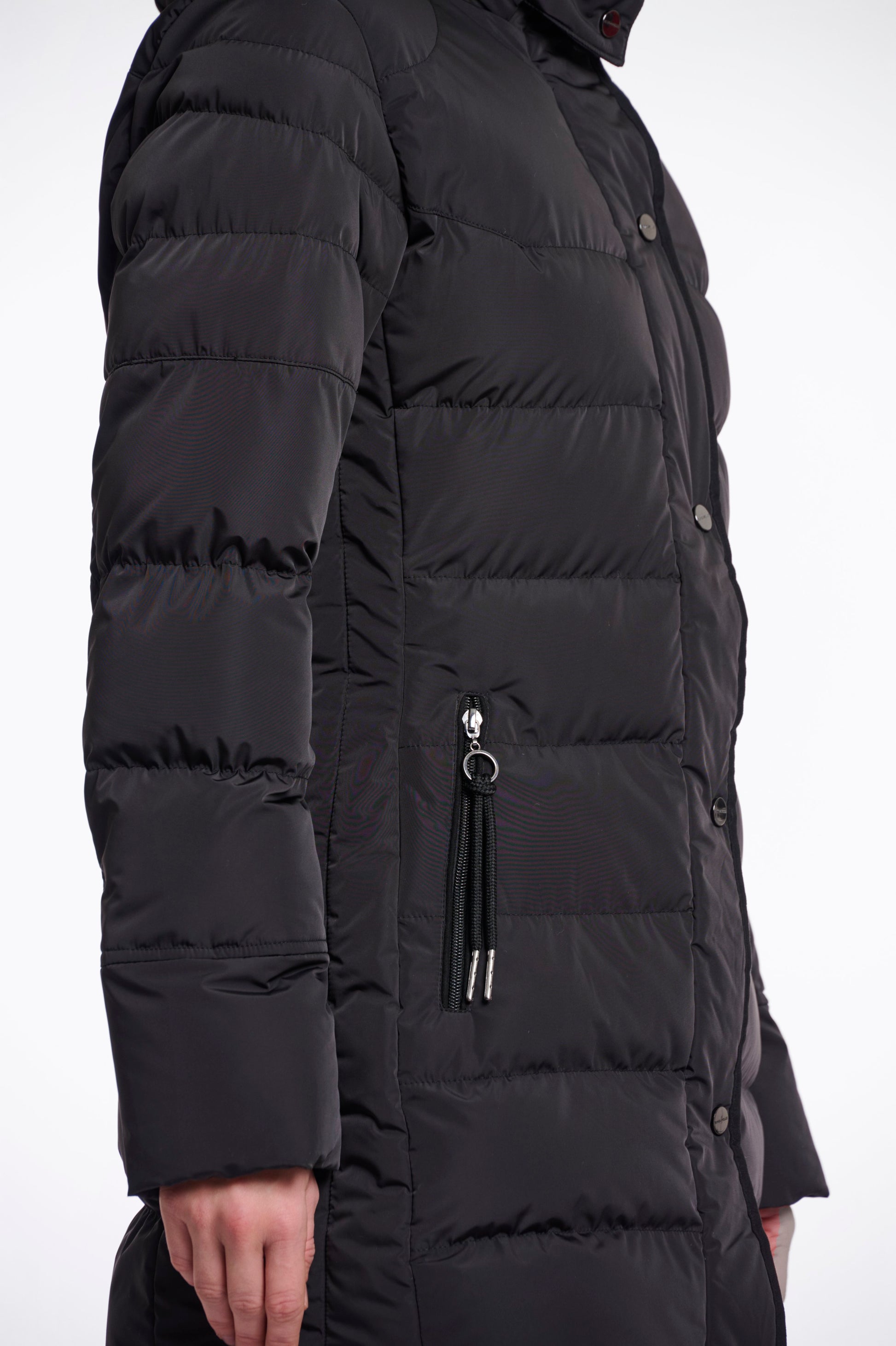 Nusa.7002512 (Black)