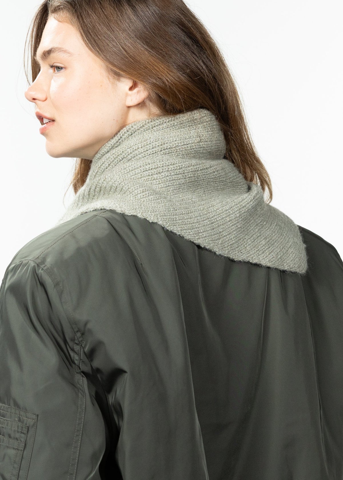 Neolana Scarf (Silver Stone)
