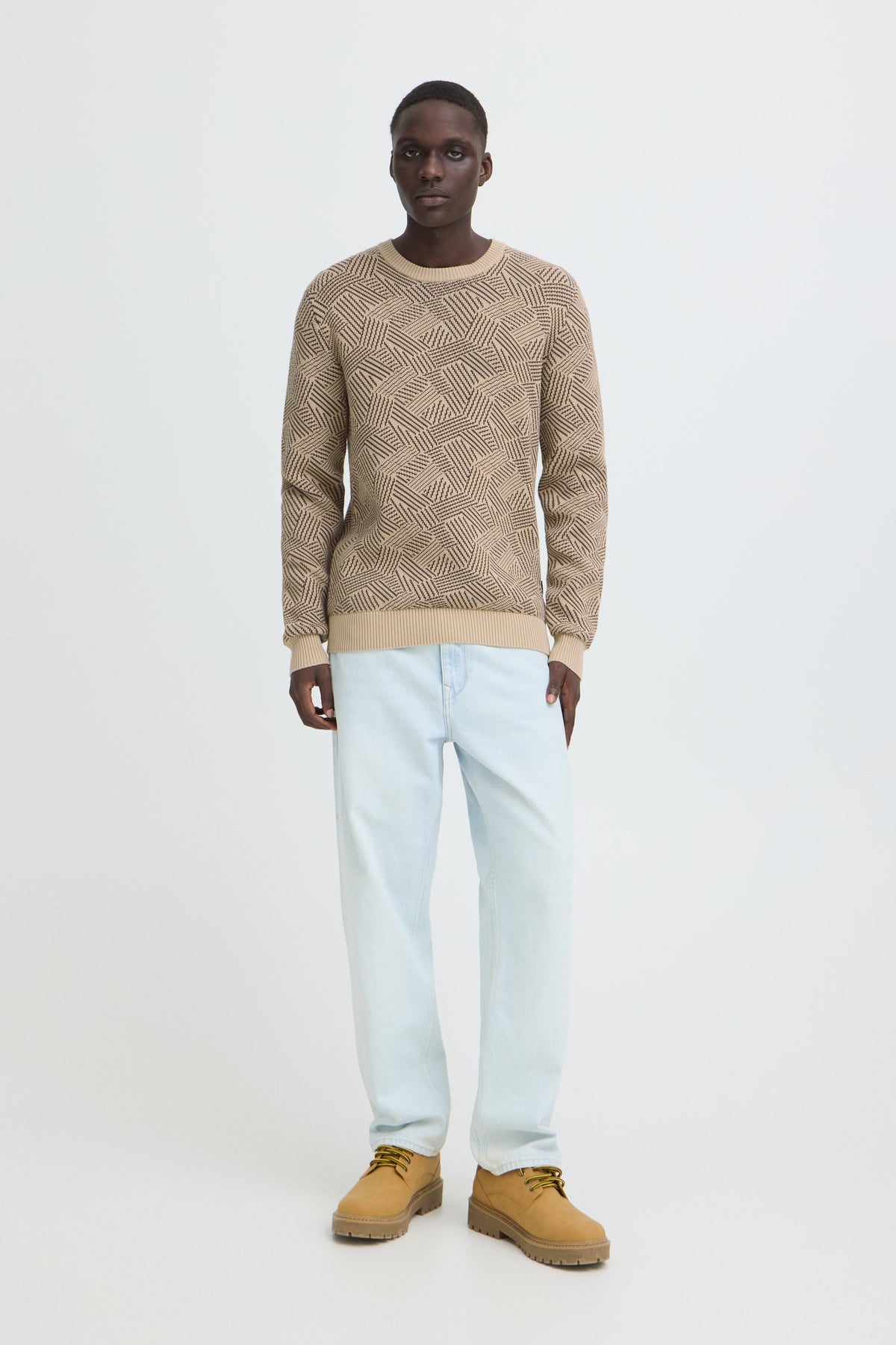 Bhcido Pullover (Crockery)