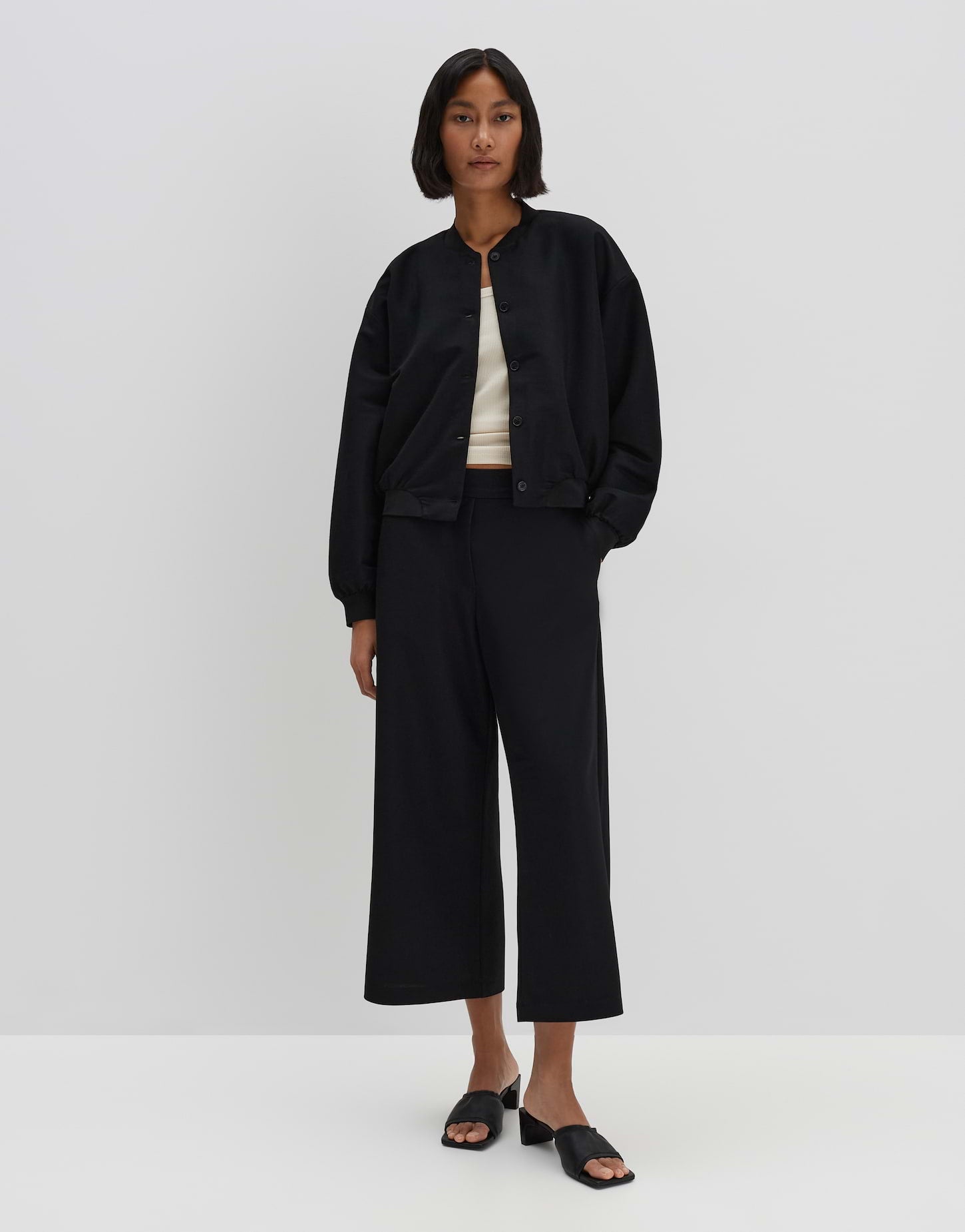 Cenya cropped wide (Black)