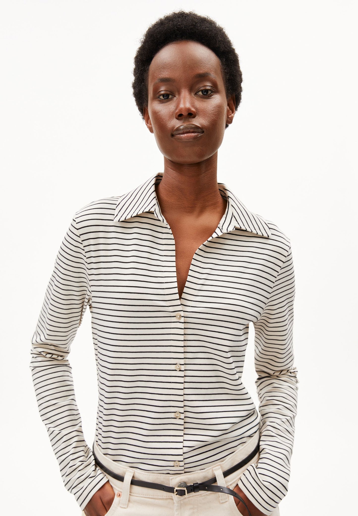 Nalaannia Stripe Blouse (Oatmilk-black)