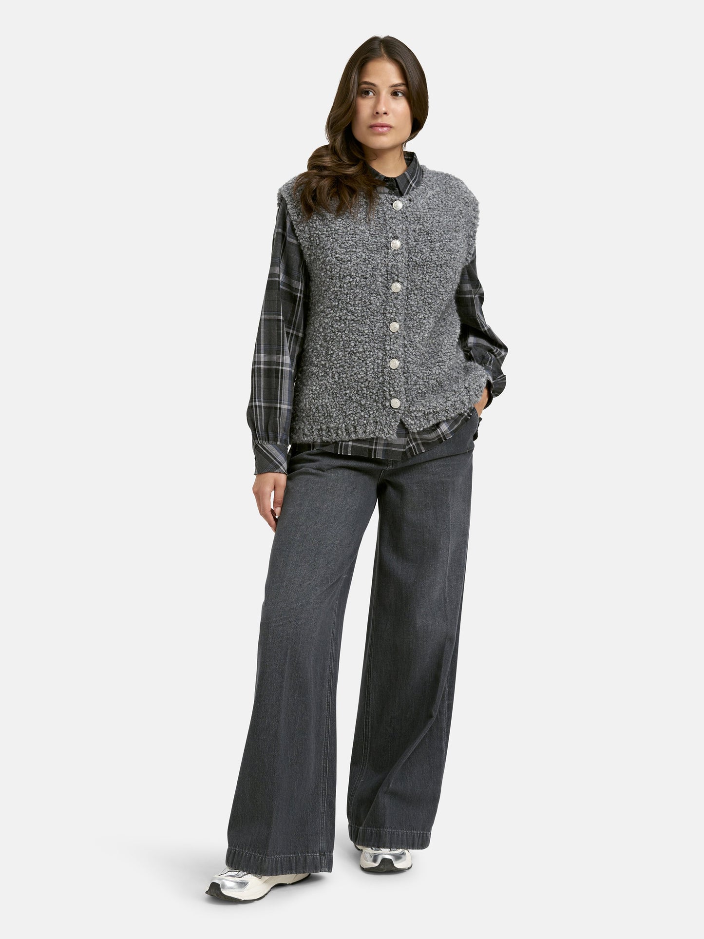 BouclÃ© Knit Vest with Buttons (Grey Melange)