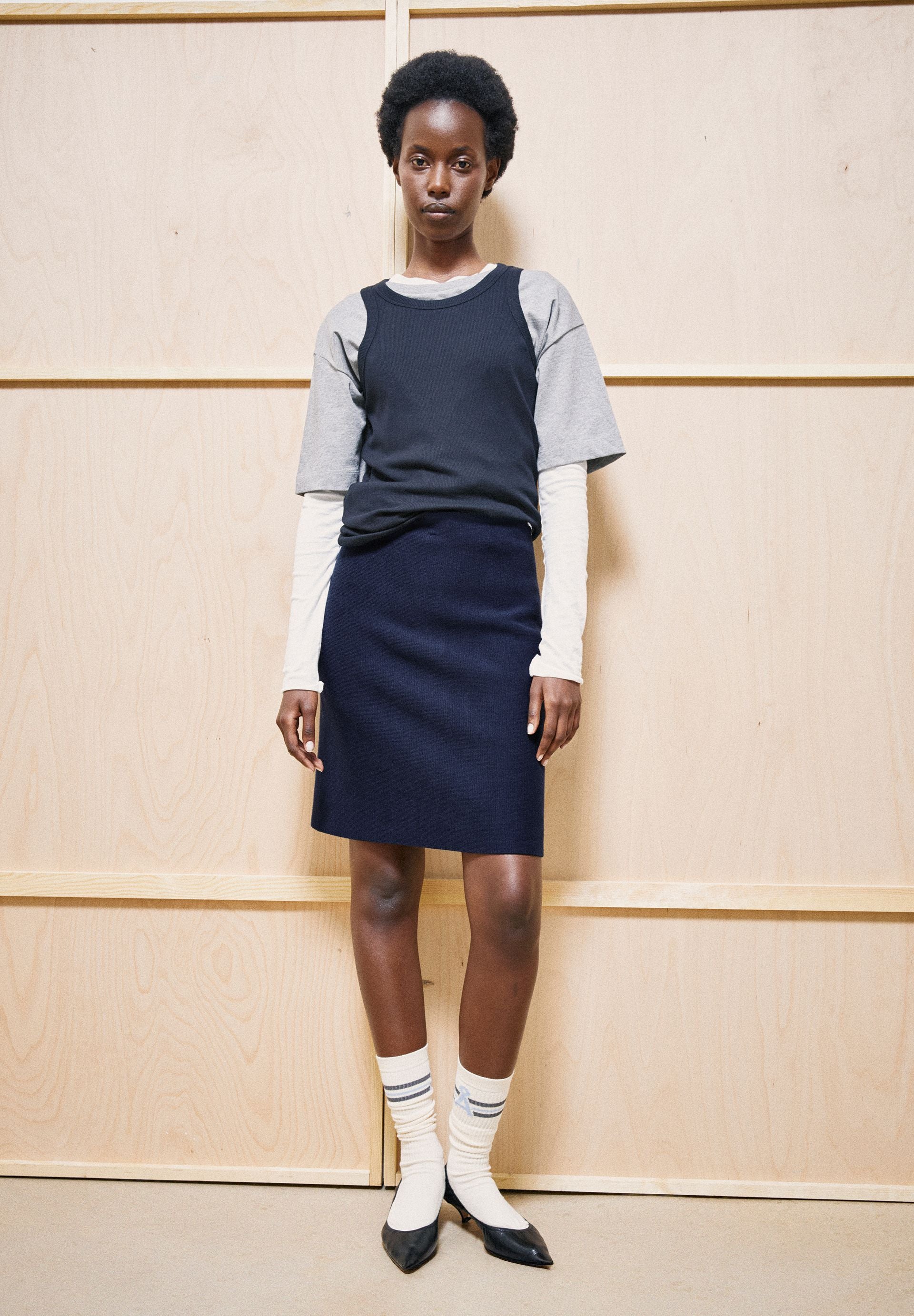 Compact Knit Skirt (Tinted Navy)