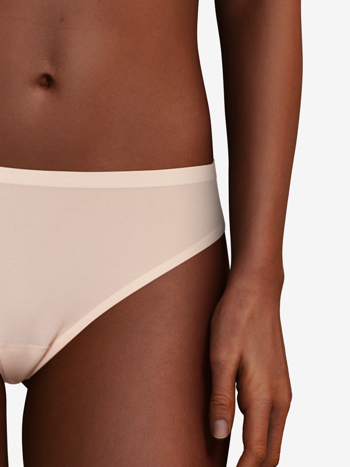 SOFTSTRETCH Tanga (01n Beige Dore)