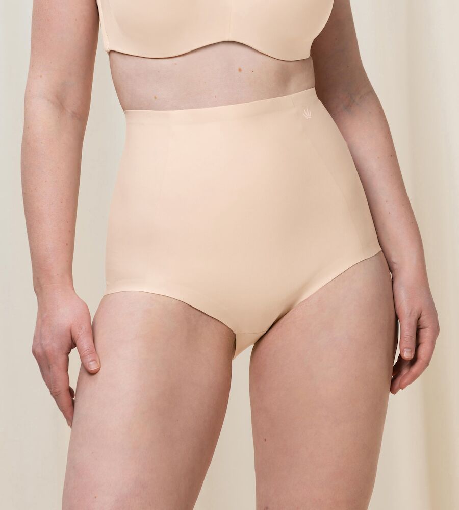 Medium Shaping Series Highwaist Panty (00nz Nude Beige)