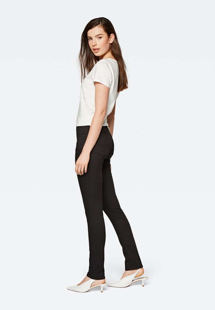 black dream comfort