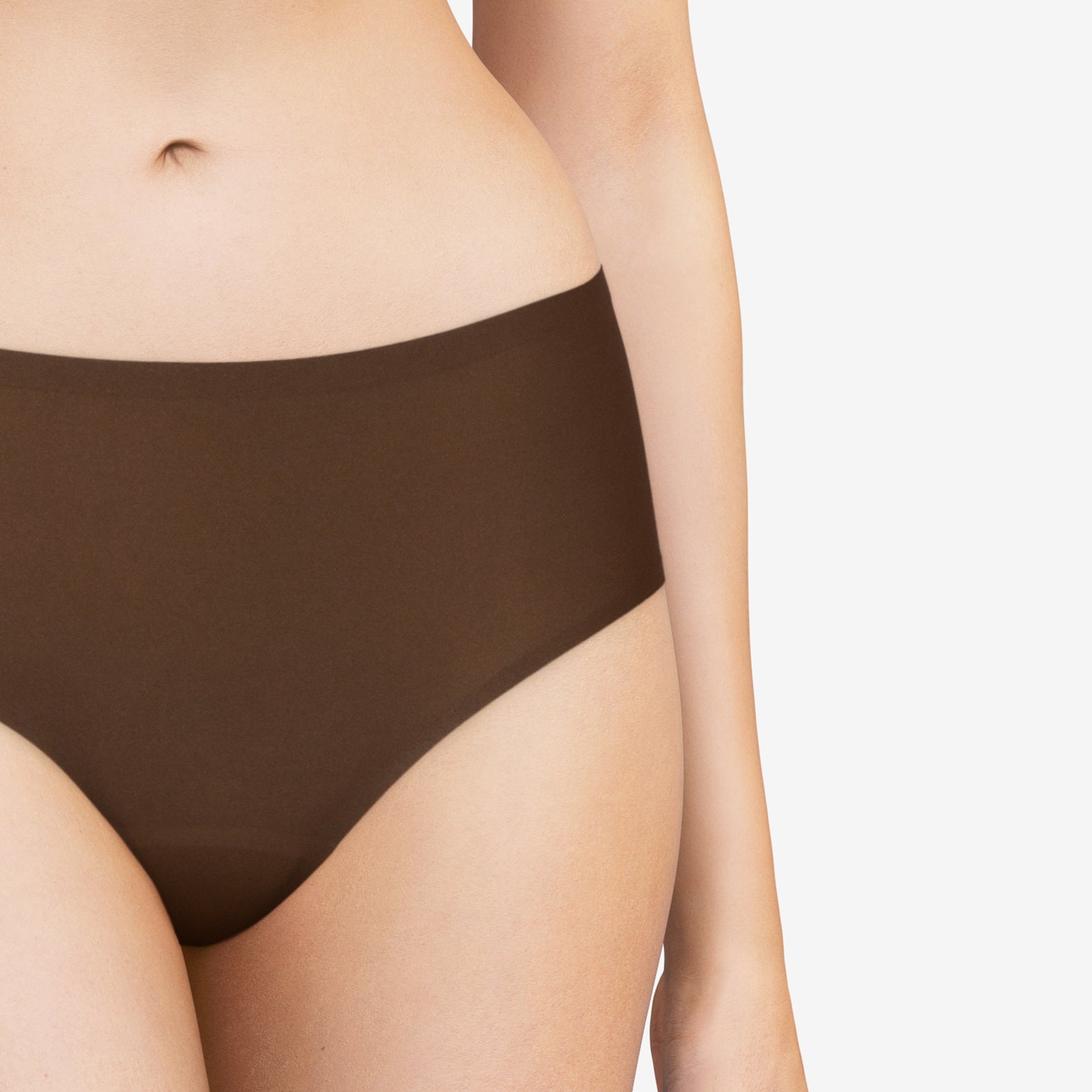 SOFTSTRETCH Shorty (0st Noyer)