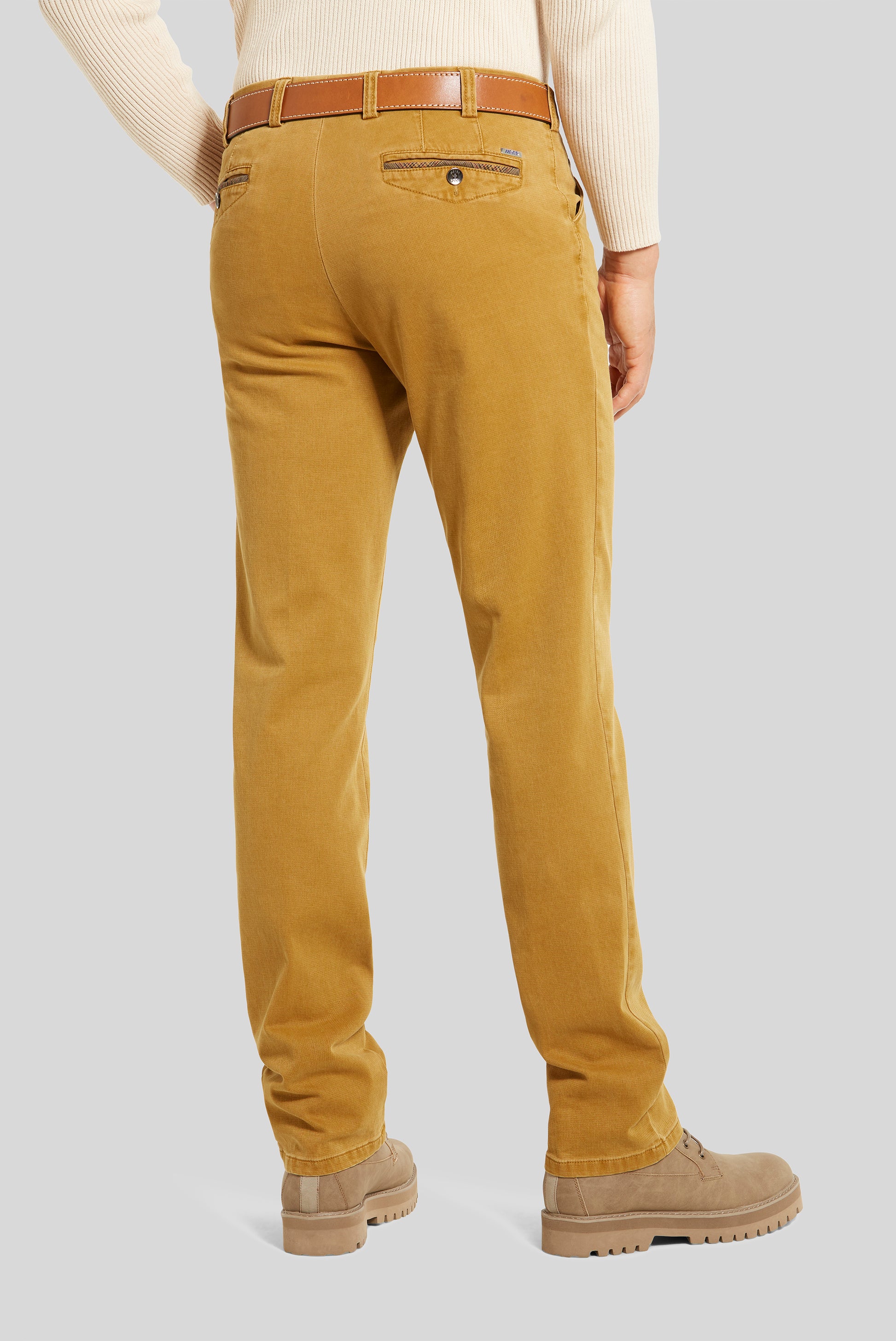 Chicago 2-5568-19 (Camel)